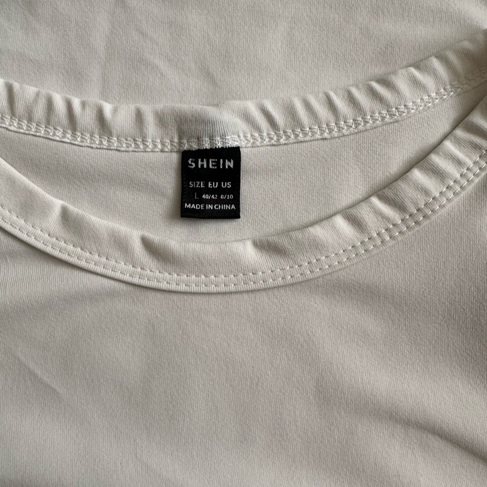 SHEIN Basic Solid Form Fitted Tee - Picture 5 of 5